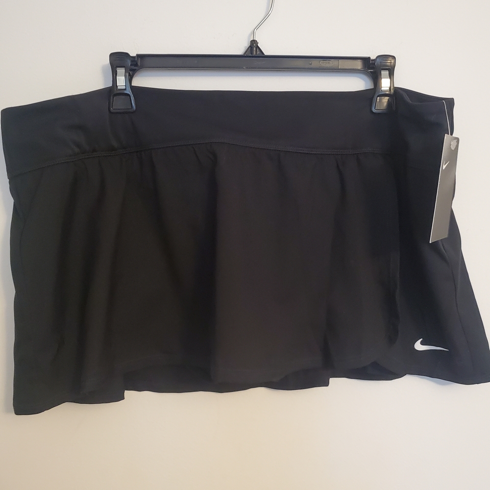 Nike Women's Plus Size XXL Black Swim bottoms, Solid Boardskirt